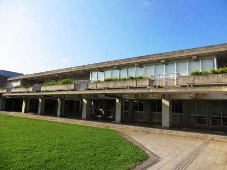 勝連地区公民館建物画像