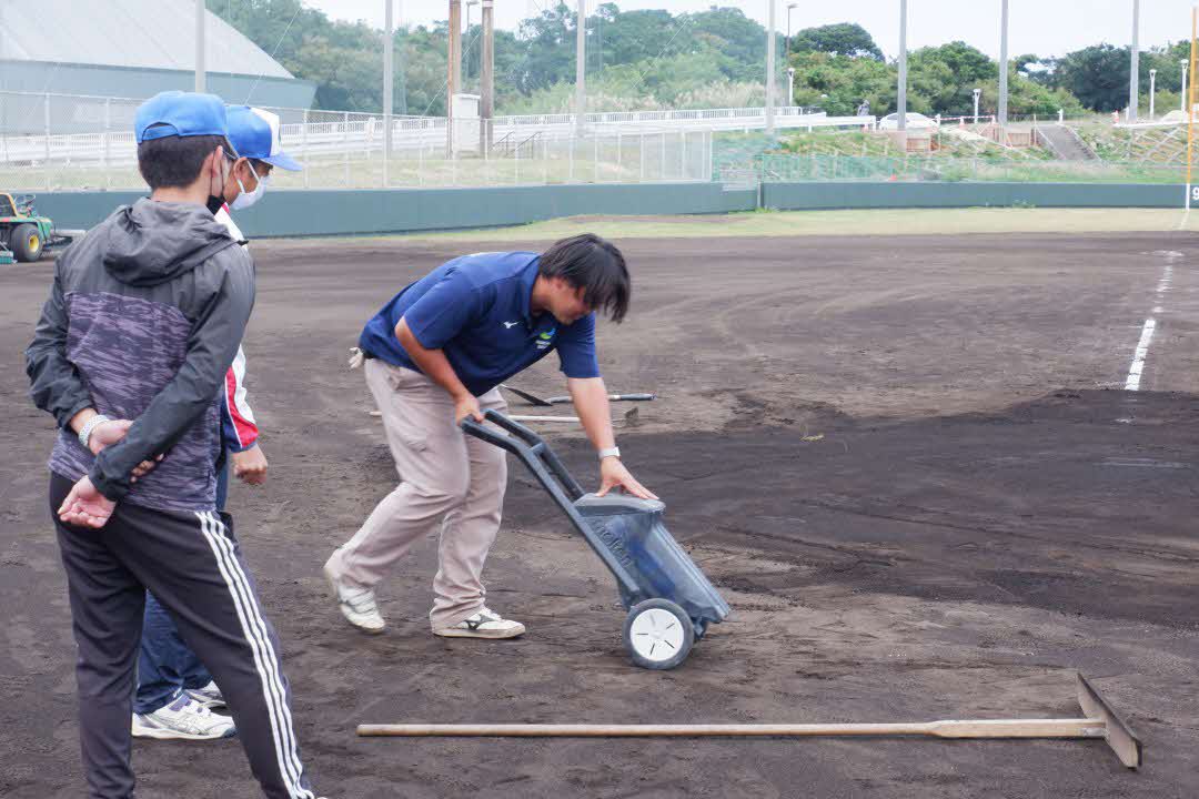 グラウンド整備講習会の様子3