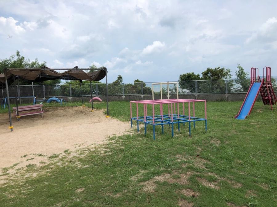 与那城保育所園庭